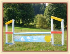 Vyrobili jsme další parkurové stojany a nový profil - z jedné strany den...