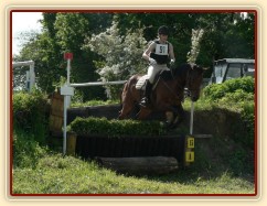 Cross, schody (dva metrové seskoky za sebou)