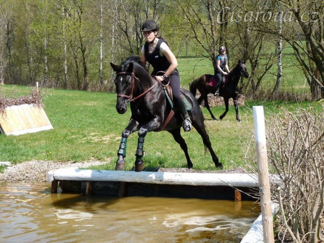 Carthago a jeho první skok do vody