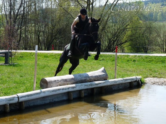 Carthago, skok do vody