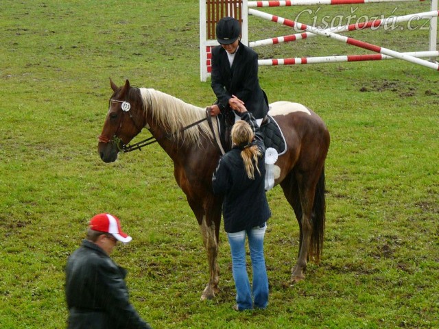 Vikina při dekorování parkuru stupně L, 2. místo, Bernartice 30.7.2011
