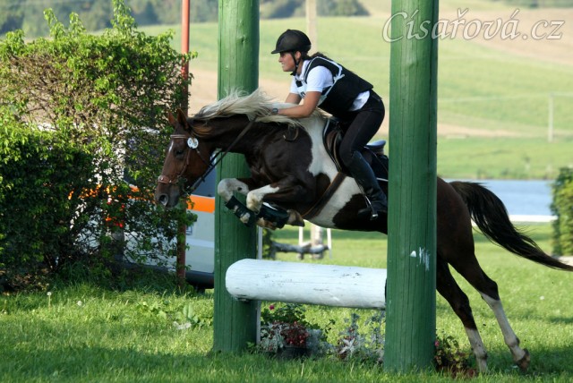 Vikina a průskok při crossu v Humpolci