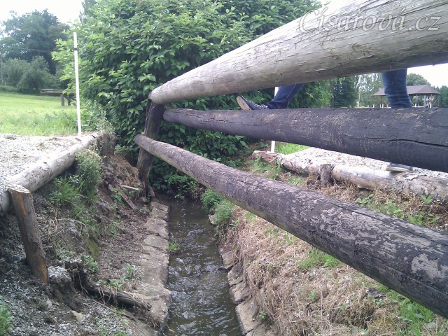 Humpolec, trakén přes příkop