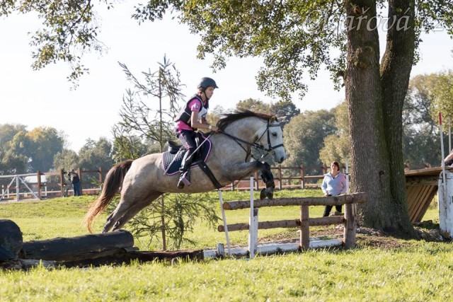 Alpinhorse Midnight Princess a Míša Haderková, MČR pony ve všestrannosti (ZL), Humpolec 28.9.2014
