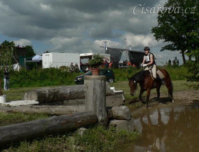 Cross, vodní překážka