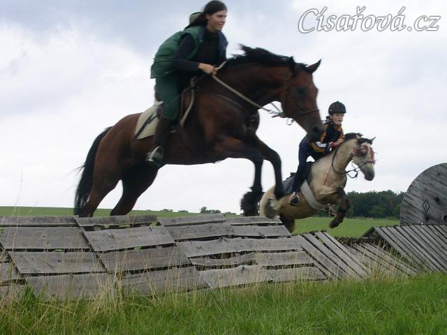 Terénní skok ve "dvojici"