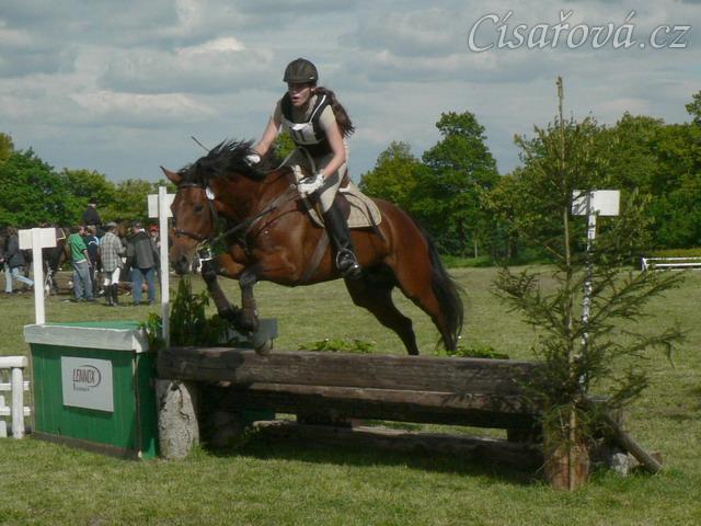 Cross, skok do cíle