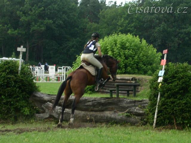 První překážka v crossu